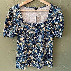 NWT Ann Taylor scoop neck floral shirt